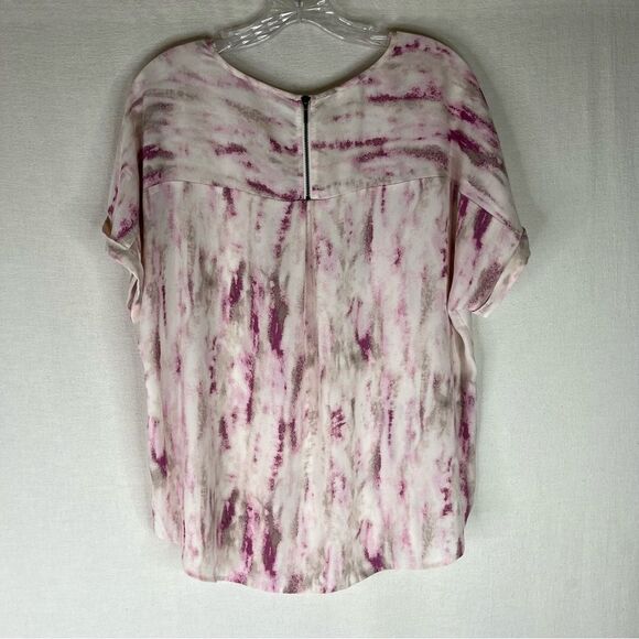 Maurices Top Women’s Pink White Tie Dye Marbled Short Tab Sleeve Zipper Blouse L - Picture 7 of 11